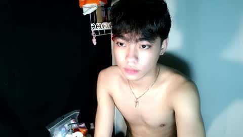 mingkla_man online show from 02-18-26, 07:48