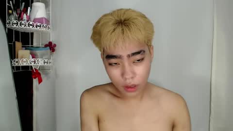 mingkla_man online show from 04-23-26, 06:36