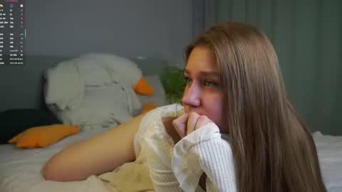 Mary online show from 03-05-26, 01:56