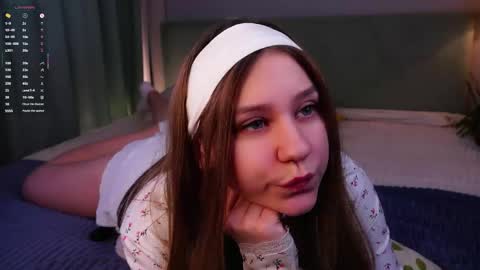 Mary online show from 04-11-26, 01:43