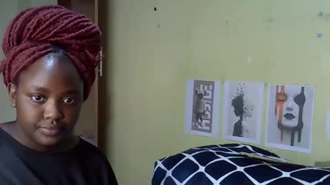 mini_karee online show from 02-18-26, 03:41