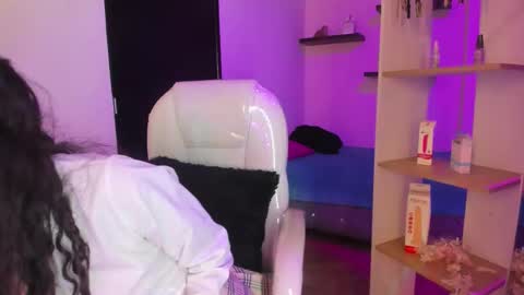 miniadelf online show from 02-11-26, 08:14