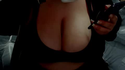 minka0 online show from 03-09-26, 09:08