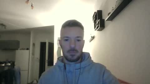 Snapshot of minka28 chatting on 02-03-26, 06:24 minka28 online show from 02-03-26, 06:24