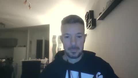 Snapshot of minka28 chatting on 02-23-26, 06:27 minka28 online show from 02-23-26, 06:27