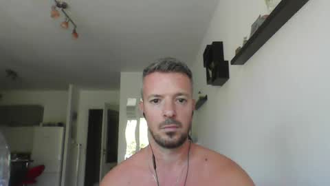 Snapshot of minka28 chatting on 07-04-26, 09:37 minka28 online show from 07-04-26, 09:37