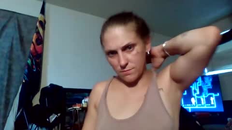 Snapshot of minnie2sexi chatting on 06-08-26, 06:41 Minnie online show from 06-08-26, 06:41