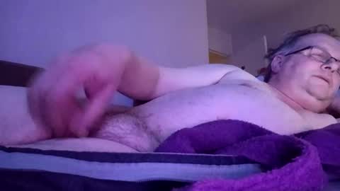 Stephano online show from 02-19-25, 08:20