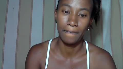 minouch211907 online show from 01-27-25, 09:55
