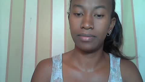 minouch211907 online show from 02-10-25, 04:52
