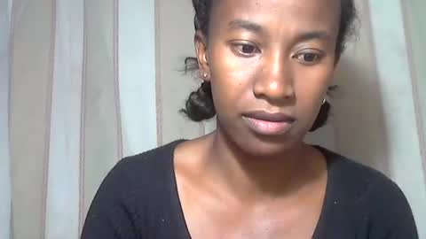 minouch211907 online show from 11-21-25, 02:43