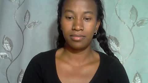 minouch211907 online show from 03-28-26, 02:44