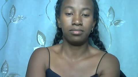 minouch211907 online show from 04-16-26, 10:45