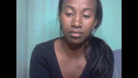 minouch211907 online show from 05-19-26, 03:24
