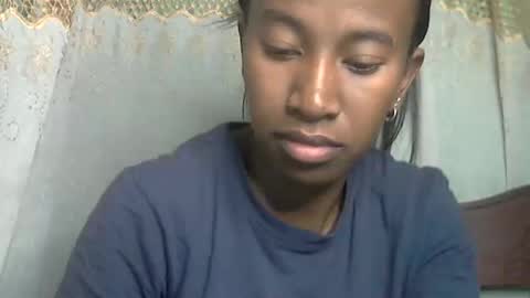 minouch211907 online show from 06-06-26, 11:42