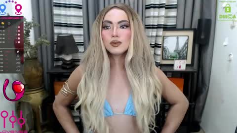 Snapshot of minty_hill chatting on 05-13-26, 04:32 MARIANE online show from 05-13-26, 04:32
