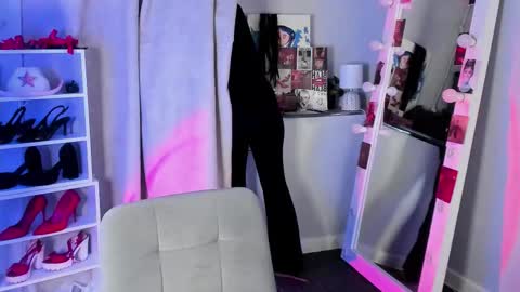 NEXT STREAM NOVEMBER  27282930 online show from 02-10-26, 09:24