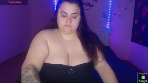 mira_cle_ online show from 03-25-26, 09:04