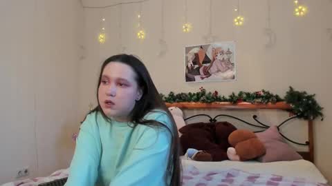 Snapshot of mira_karter chatting on 01-14-25, 07:48 Mira online show from 01-14-25, 07:48