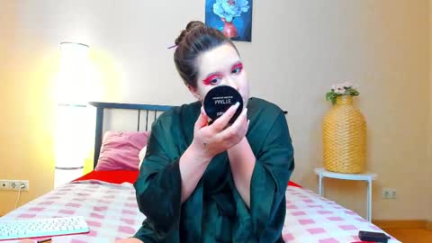 Snapshot of mira_karter chatting on 03-11-25, 08:41 Mira online show from 03-11-25, 08:41