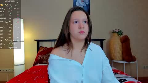 Snapshot of mira_karter chatting on 06-17-26, 02:58 Mira online show from 06-17-26, 02:58