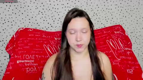 Snapshot of mira_karter chatting on 06-25-26, 04:12 Mira online show from 06-25-26, 04:12