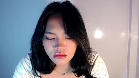 Snapshot of mira_luna222 chatting on 02-21-25, 01:11 Mira Bella online show from 02-21-25, 01:11