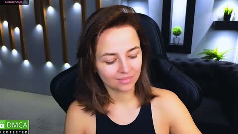 Mira online show from 12-07-24, 01:03