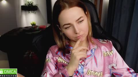 Mira online show from 01-04-25, 04:12