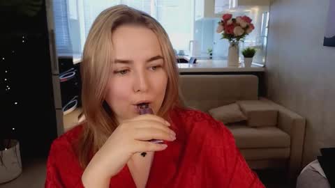 Mira online show from 03-27-26, 02:06