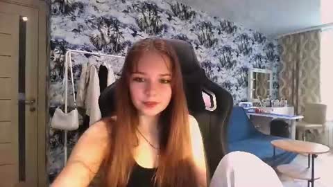 Snapshot of mira_princess chatting on 06-23-26, 10:24 MIRAcle online show from 06-23-26, 10:24
