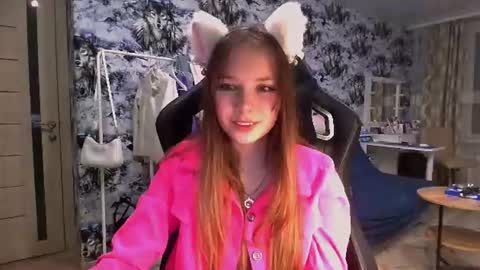 Snapshot of mira_princess chatting on 06-30-26, 08:21 MIRAcle online show from 06-30-26, 08:21