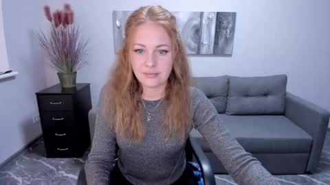 Snapshot of mira_whites chatting on 01-31-25, 06:35 Mira online show from 01-31-25, 06:35
