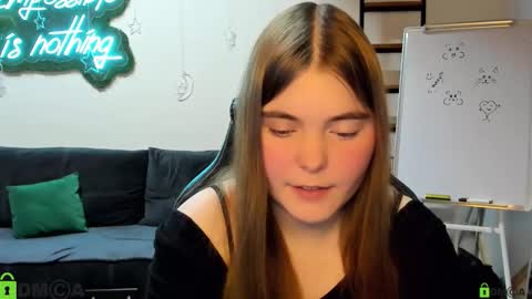 miraa_bloom online show from 01-19-26, 03:16