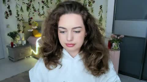 Emma online show from 06-01-26, 07:15