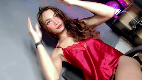 Snapshot of miraclegirl23 chatting on 11-26-25, 03:18 Zoey online show from 11-26-25, 03:18