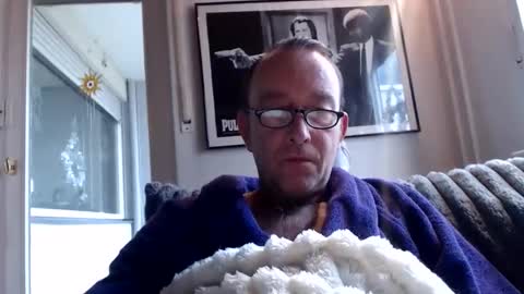 Snapshot of miracolix_030 chatting on 12-21-25, 09:05 Ben online show from 12-21-25, 09:05