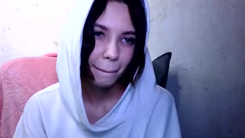 MiraLaPics online show from 03-30-26, 04:30