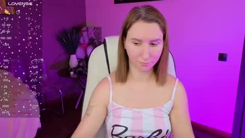 Snapshot of miralush chatting on 12-02-25, 08:08 Mira online show from 12-02-25, 08:08