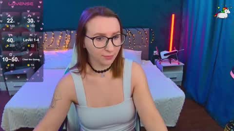 Snapshot of miralush chatting on 12-17-25, 12:16 Mira online show from 12-17-25, 12:16