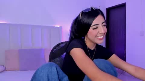 Miranda Rogers online show from 07-25-26, 07:11