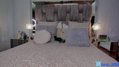 Miranda online show from 05-15-26, 11:23