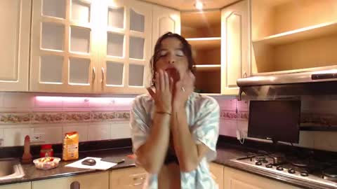 Snapshot of mirandalarsson chatting on 05-15-26, 12:45 Miranda Larsson online show from 05-15-26, 12:45