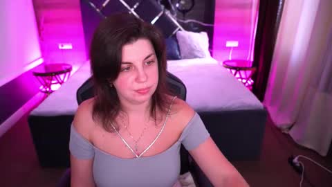 Miranda online show from 10-14-25, 06:03