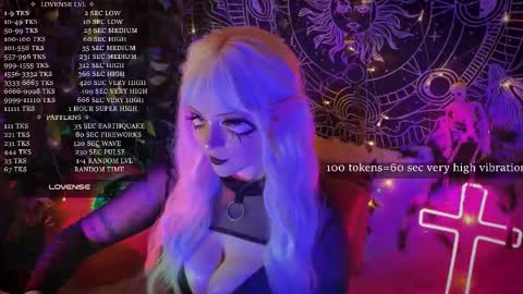 Snapshot of mirareed chatting on 11-06-25, 03:29 mirareed online show from 11-06-25, 03:29