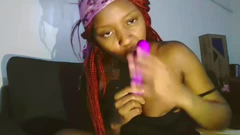 PeachySin online show from 07-27-26, 04:03