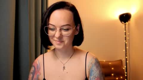 MiraSkyy online show from 11-04-25, 02:05