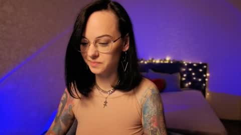 MiraSkyy online show from 06-03-26, 07:19