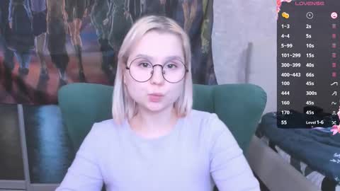 Kira online show from 02-09-25, 11:25