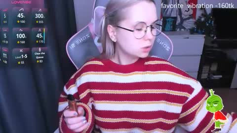 Snapshot of miray_kuriyama chatting on 01-18-26, 11:52 Kira online show from 01-18-26, 11:52